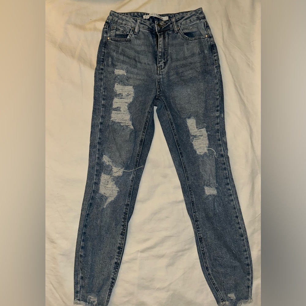 Tinseltown Blue Distressed Skinny Jeans
